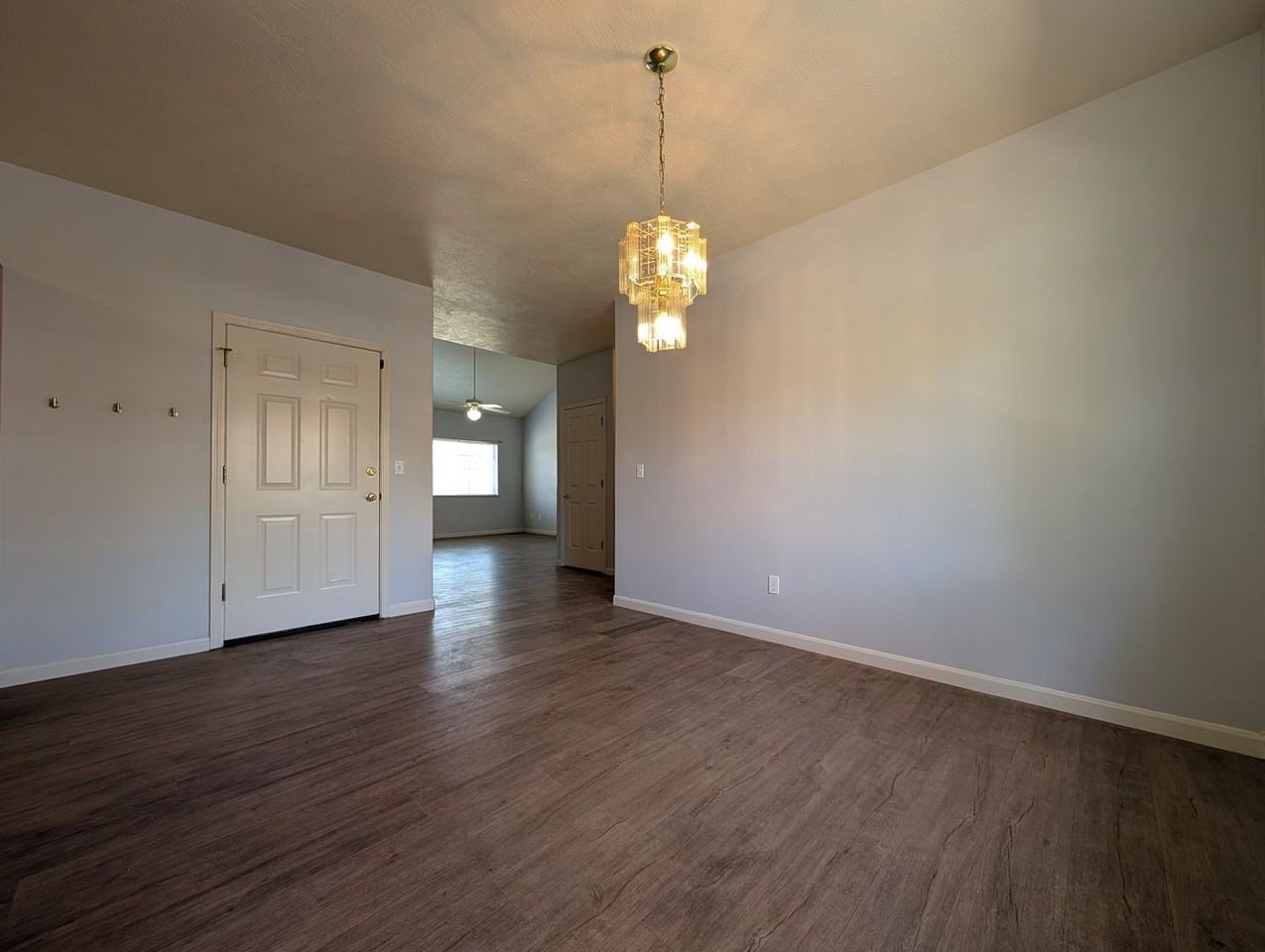 2752 Chad Dr - Photo 7 of 25