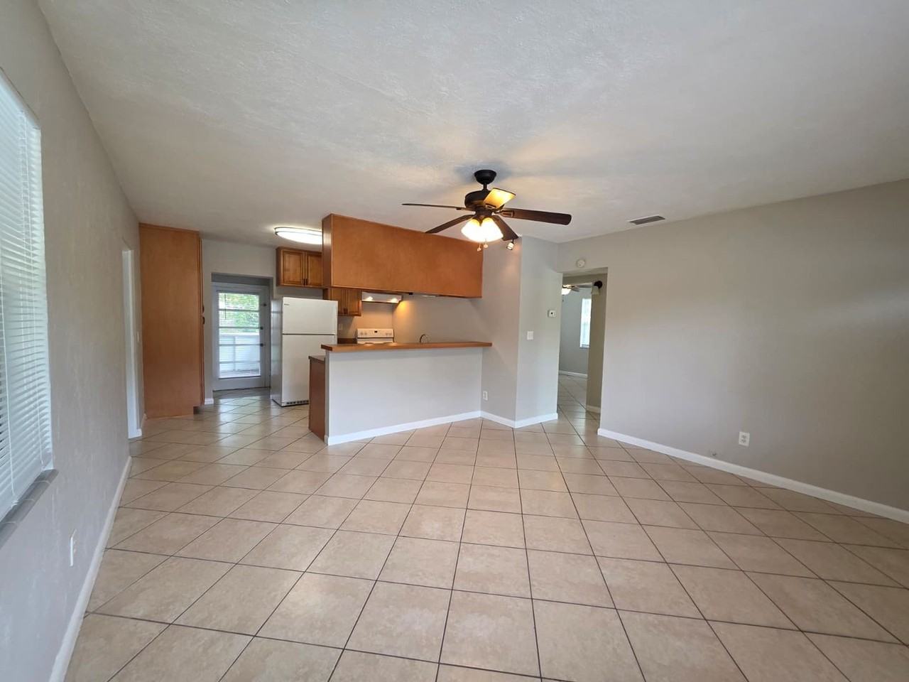 917 64th St S - Photo 2 of 21