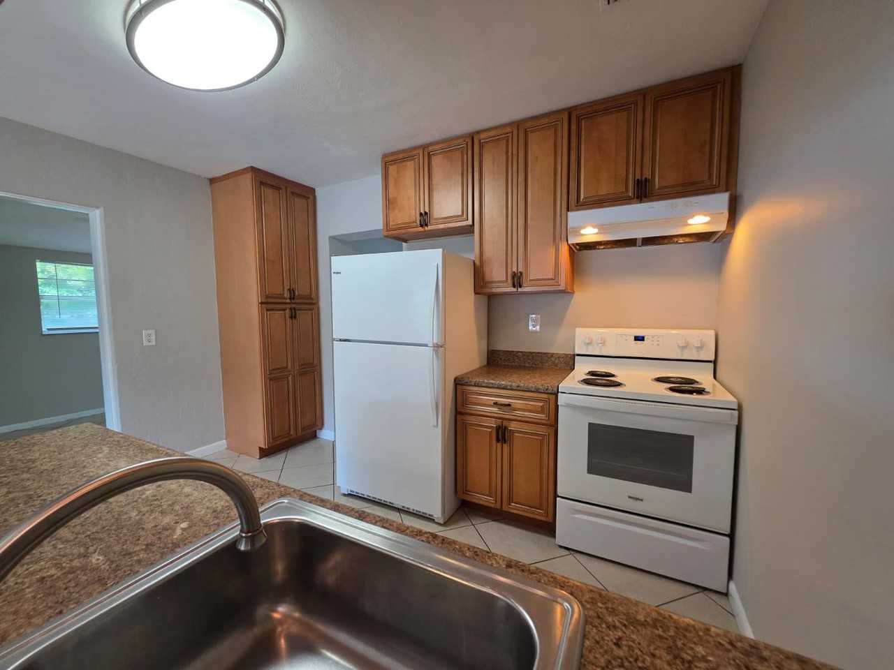 917 64th St S - Photo 3 of 21