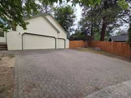 featured image of 795 Ne Majesty Ln