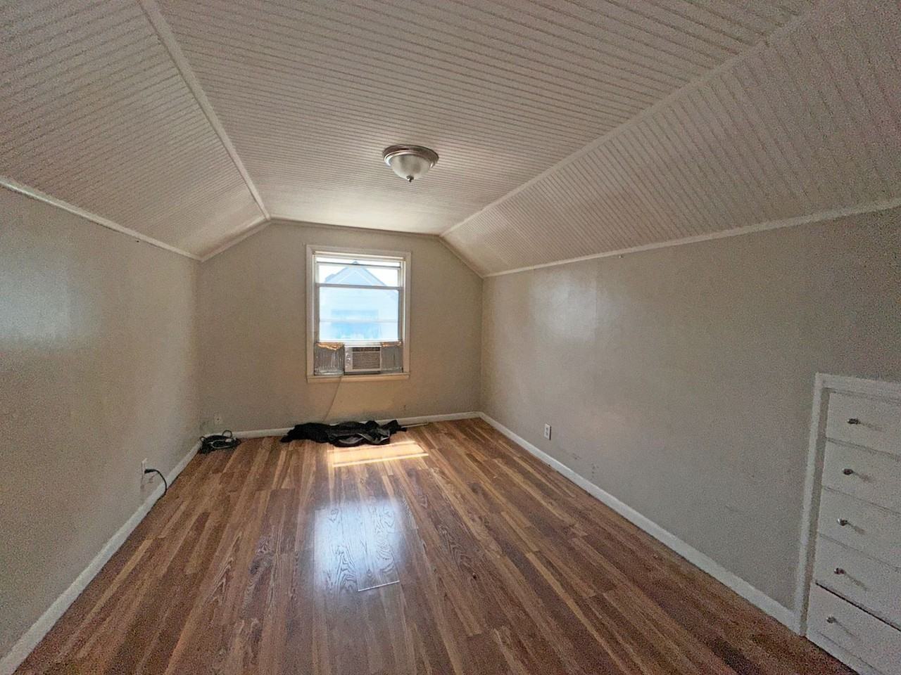 854 Carneal Rd - Photo 4 of 4