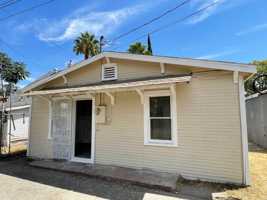 featured image of 1726 N Sierra Way