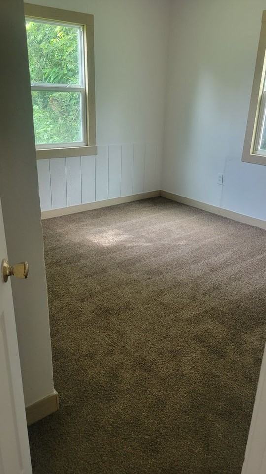 500 Se 36th St - Photo 4 of 7