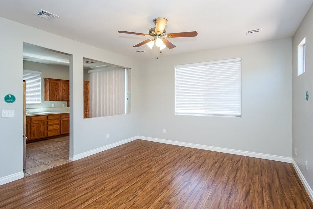 481 Blushing Maple St - Photo 4 of 16