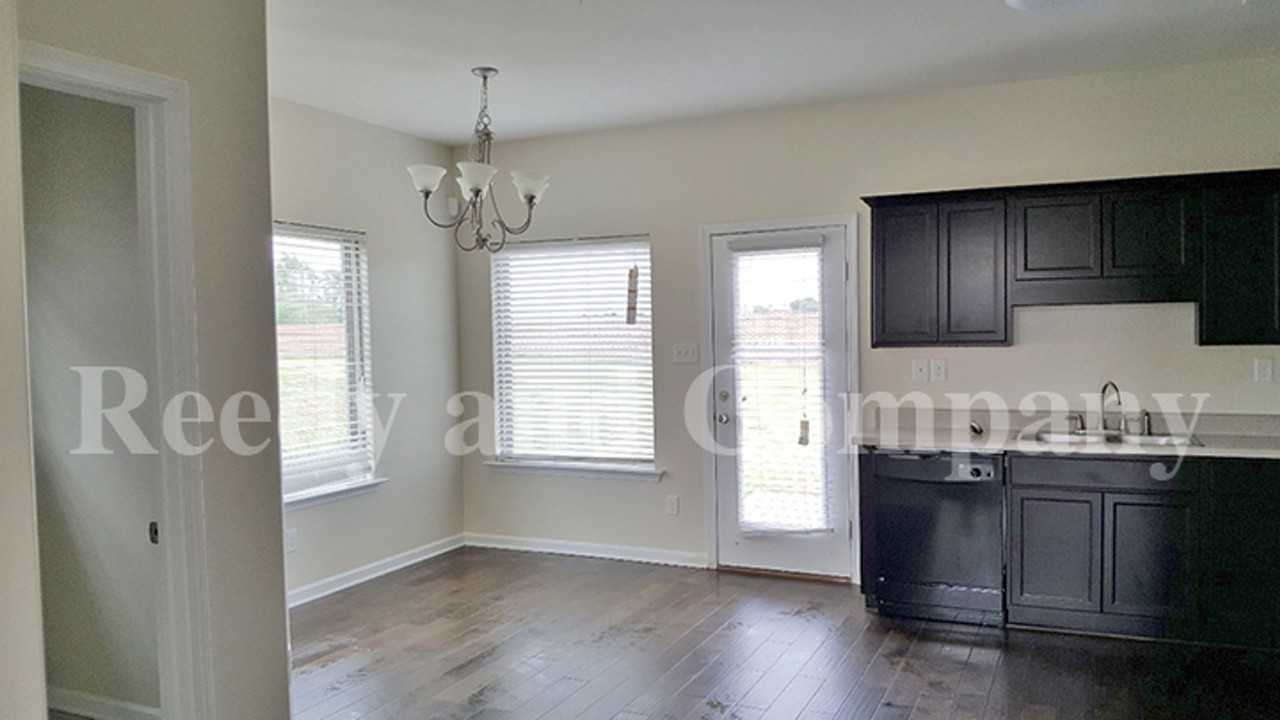 4264 Blake Cir - Photo 4 of 21