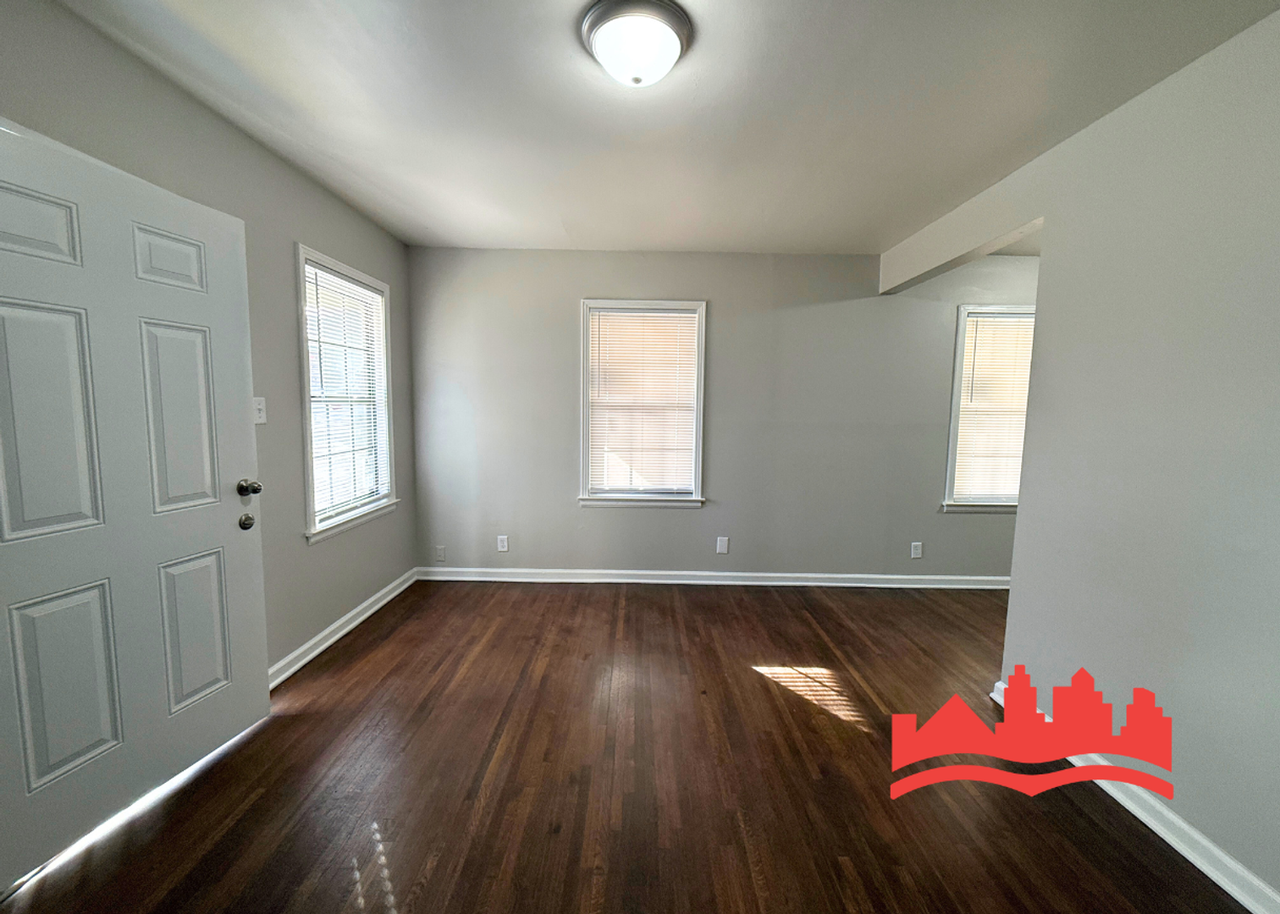 1340 Paullus Ave - Photo 6 of 16
