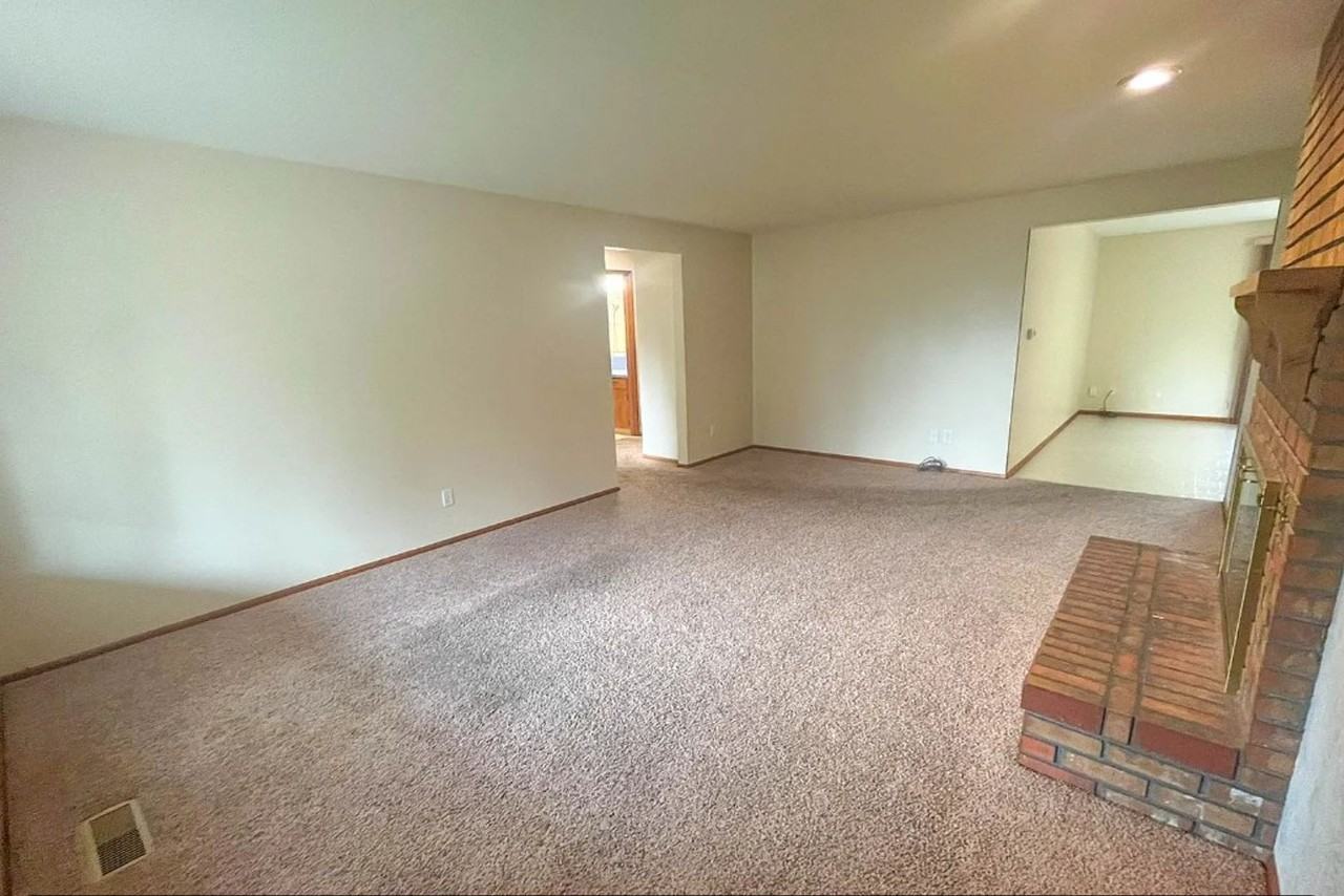 15560 Se Thorville Ave - Photo 7 of 42