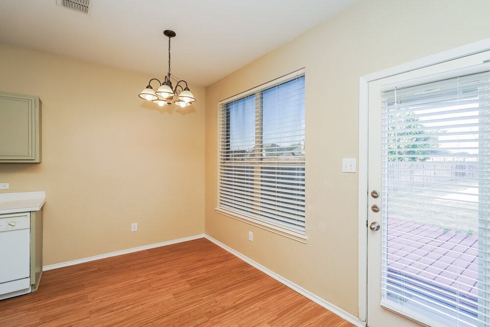 2808 Lynx Ln - Photo 7 of 17
