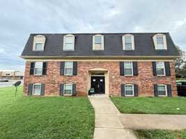 featured image of 4401 Landside Dr