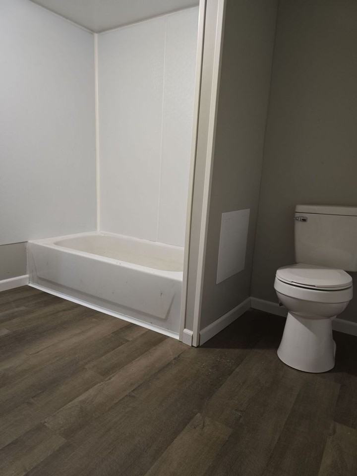 2001 E Depauw Ave - Photo 7 of 8