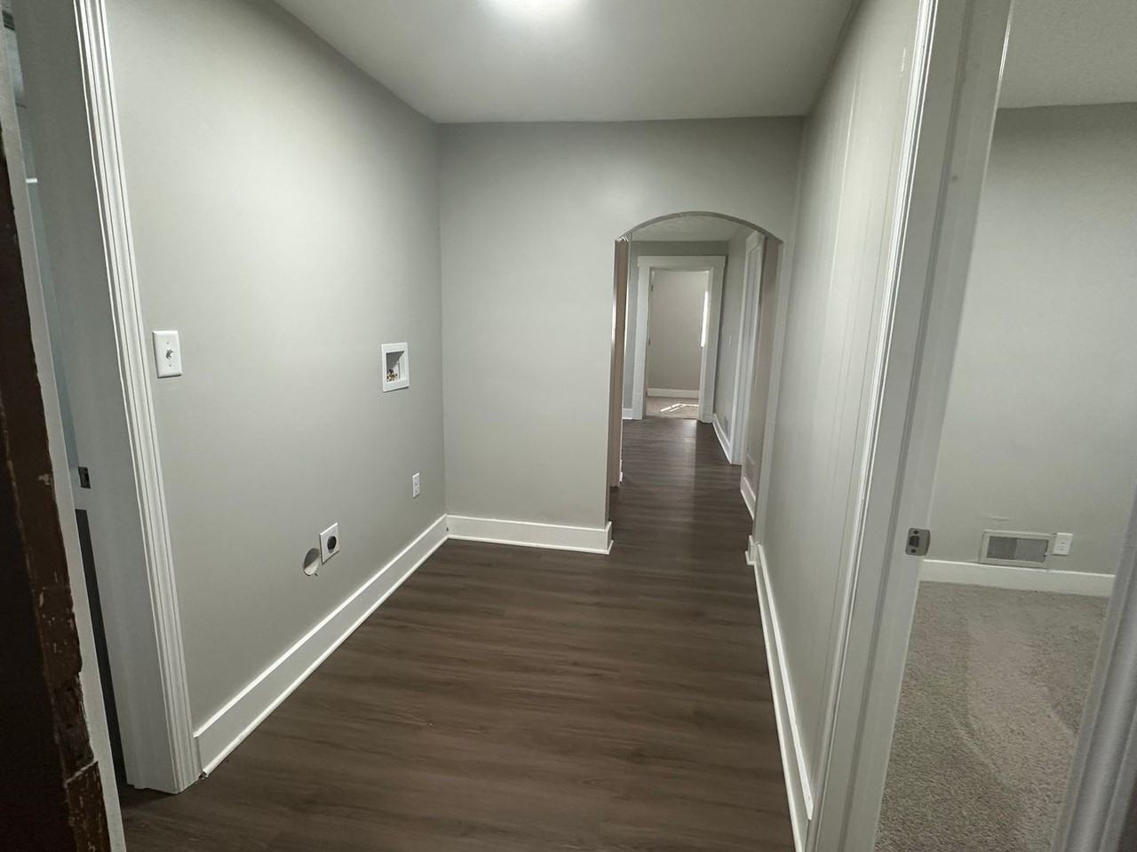 1704 S Penn St - Photo 3 of 10