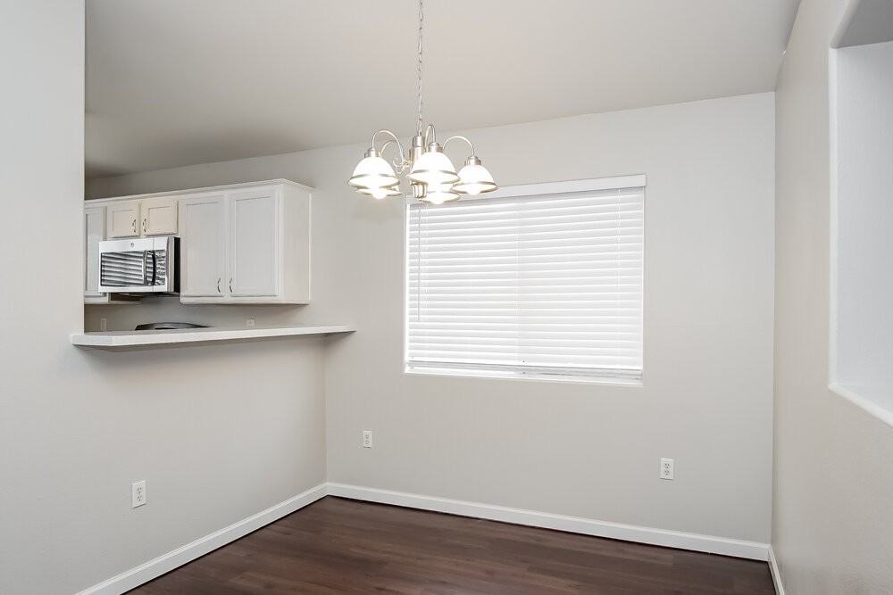 5254 Jewel Canyon Dr - Photo 5 of 14