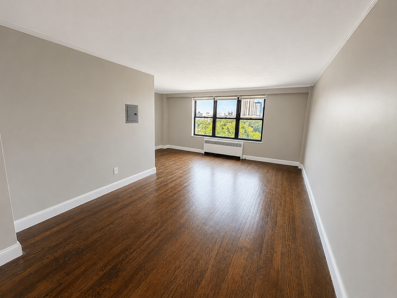 1900 E 30th St - Photo 2 of 14