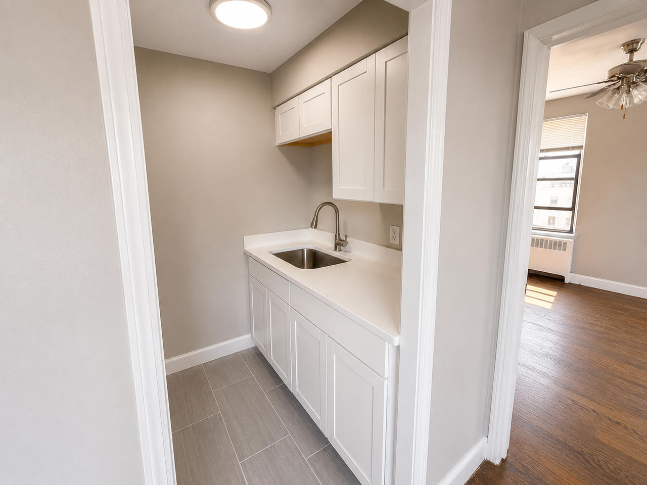1900 E 30th St - Photo 5 of 14