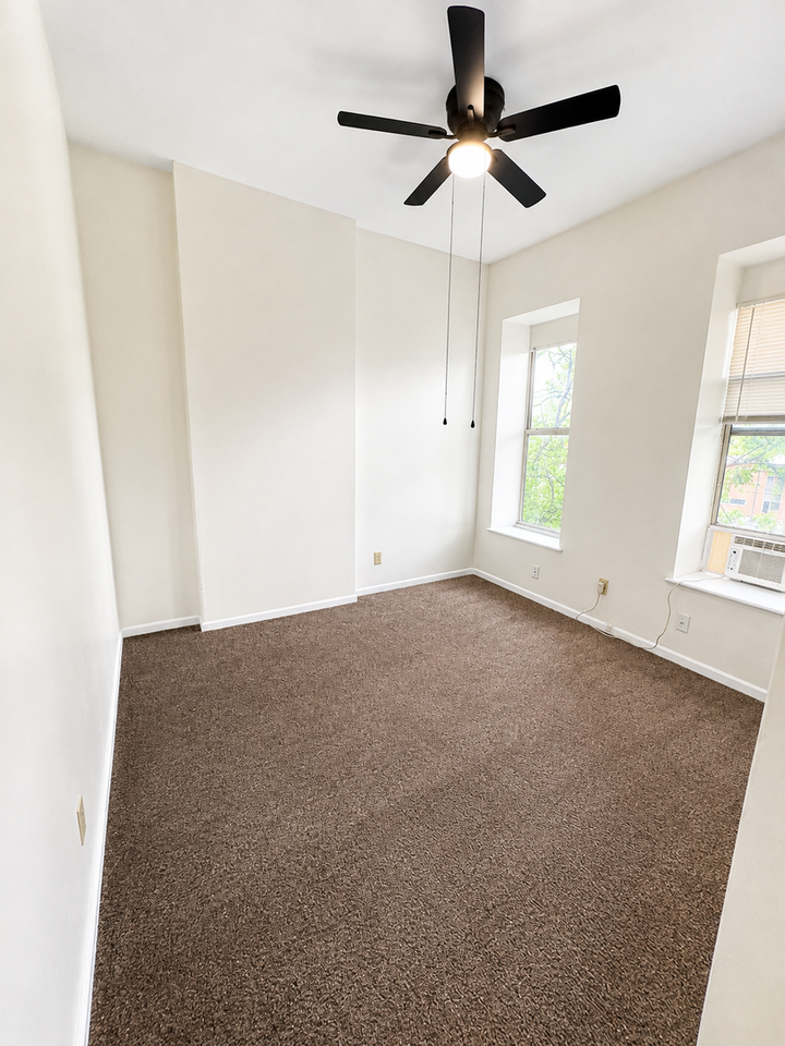 4417 Strodtman Pl - Photo 6 of 7