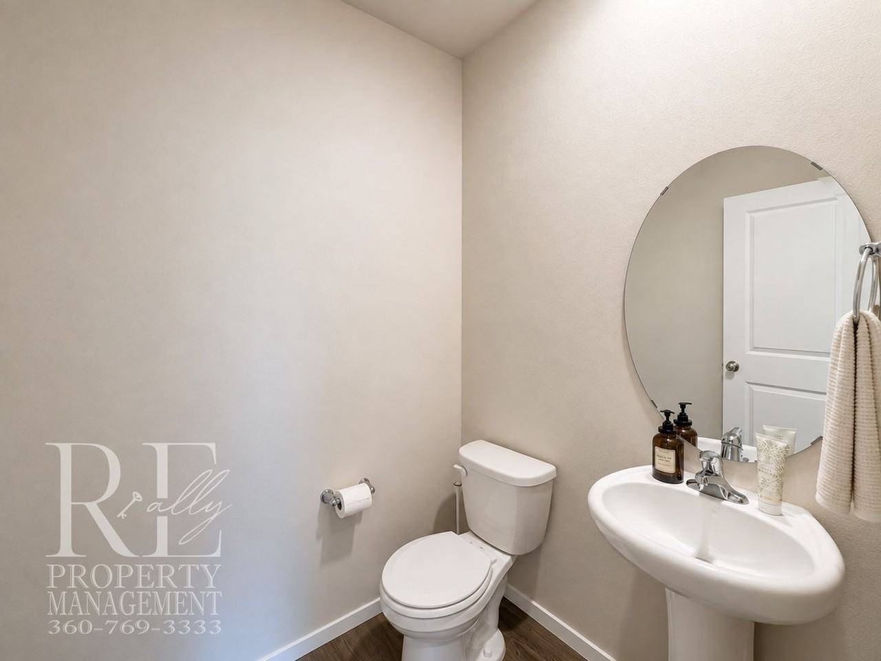6657 Yorktown Pl Ne - Photo 4 of 42