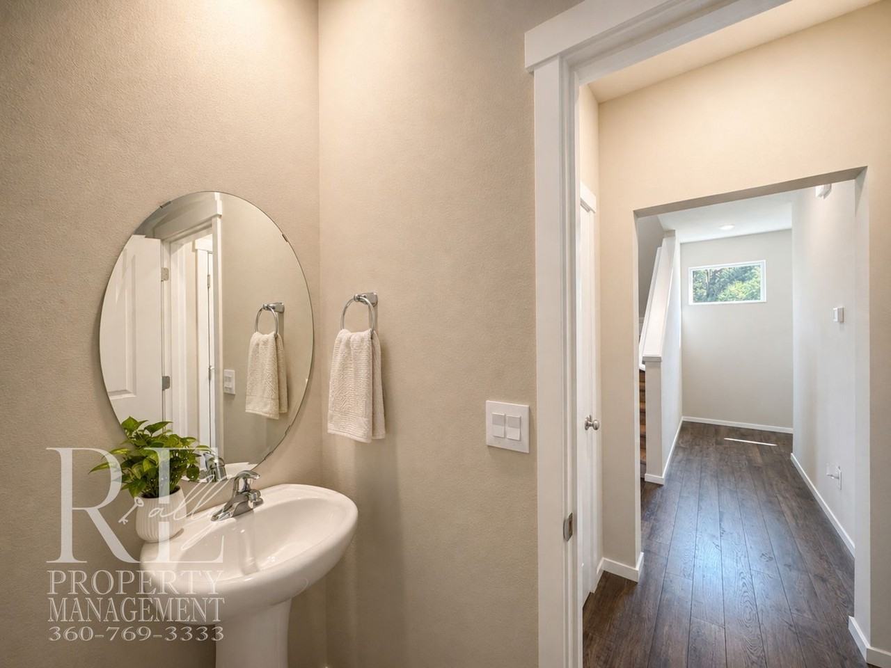 6657 Yorktown Pl Ne - Photo 6 of 42