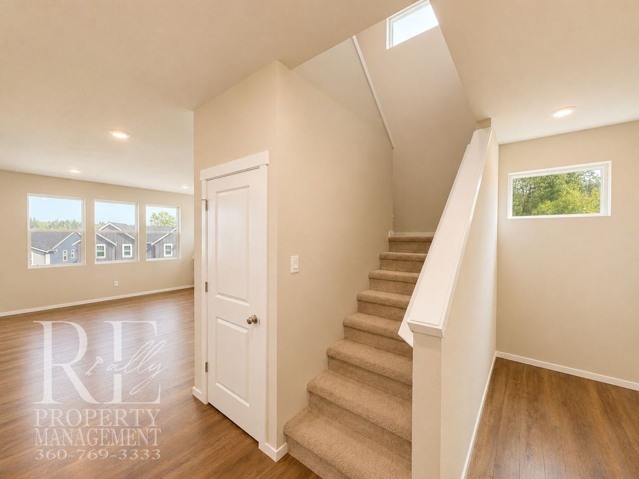 6657 Yorktown Pl Ne - Photo 7 of 42