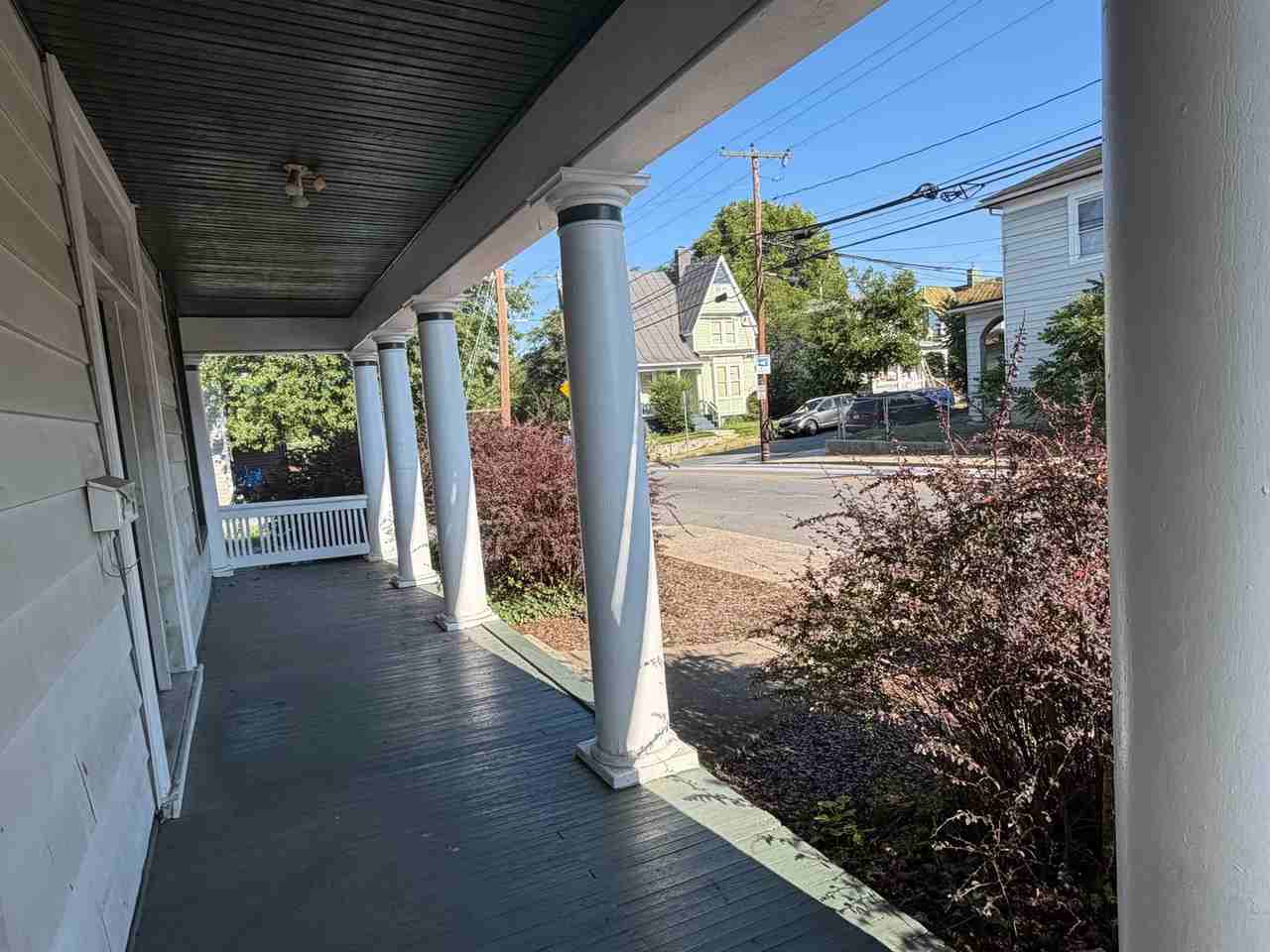 2 W Hampton St - Photo 3 of 20