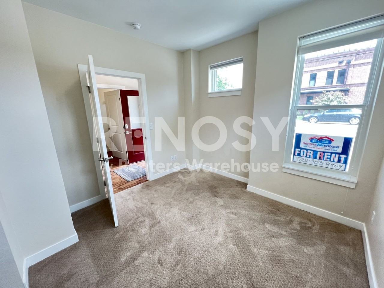 770 24th St - Photo 5 of 28