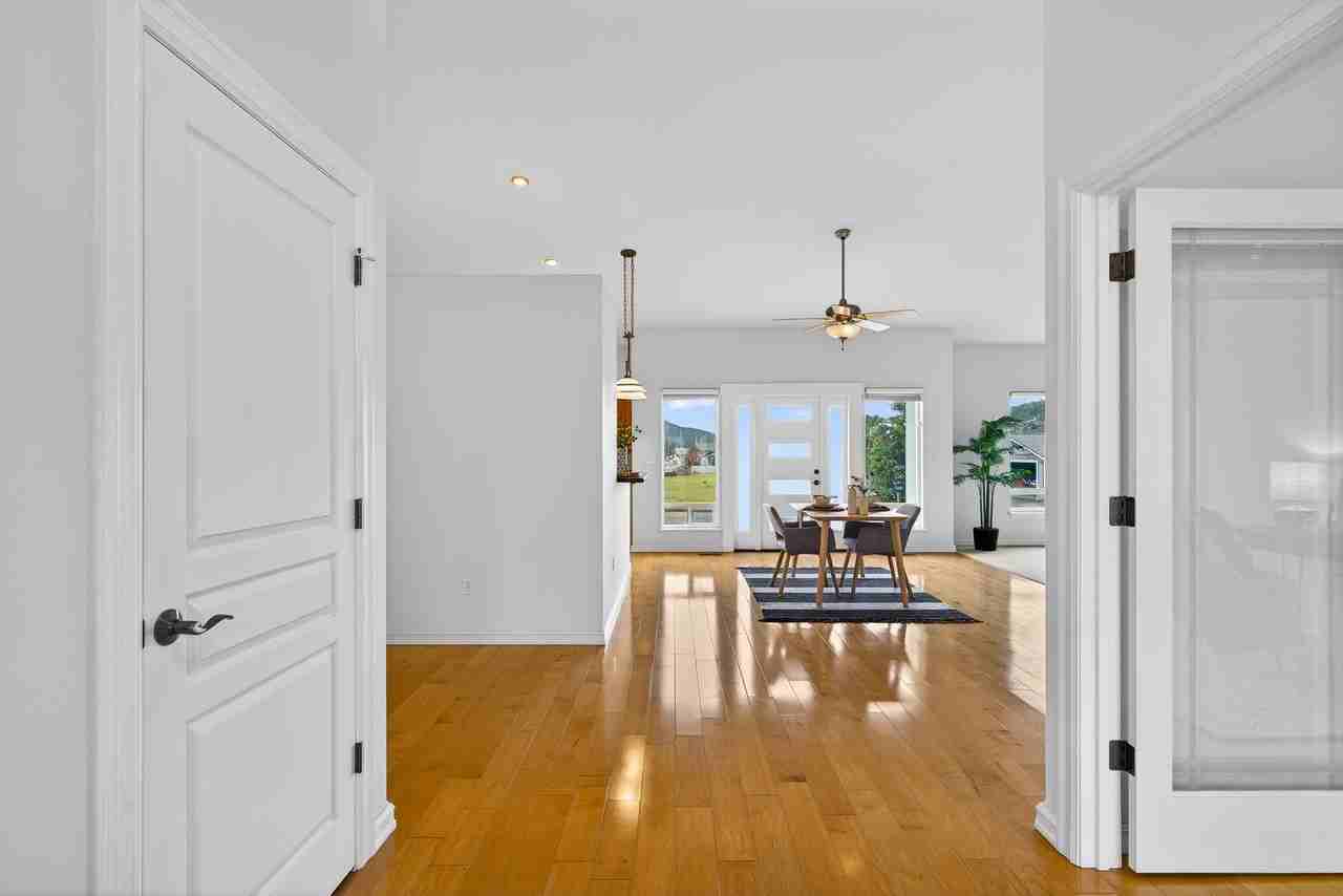 5208 Doon Way - Photo 2 of 24