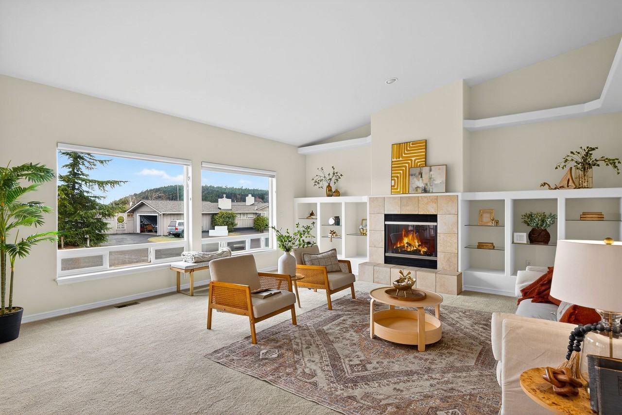 5208 Doon Way - Photo 3 of 24