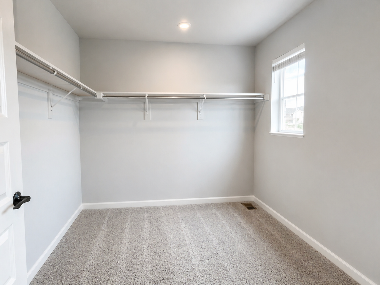 10848 Hayloft St - Photo 6 of 24