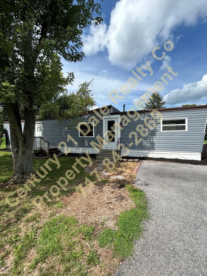 1854 Walnut Ave - Photo 2 of 19