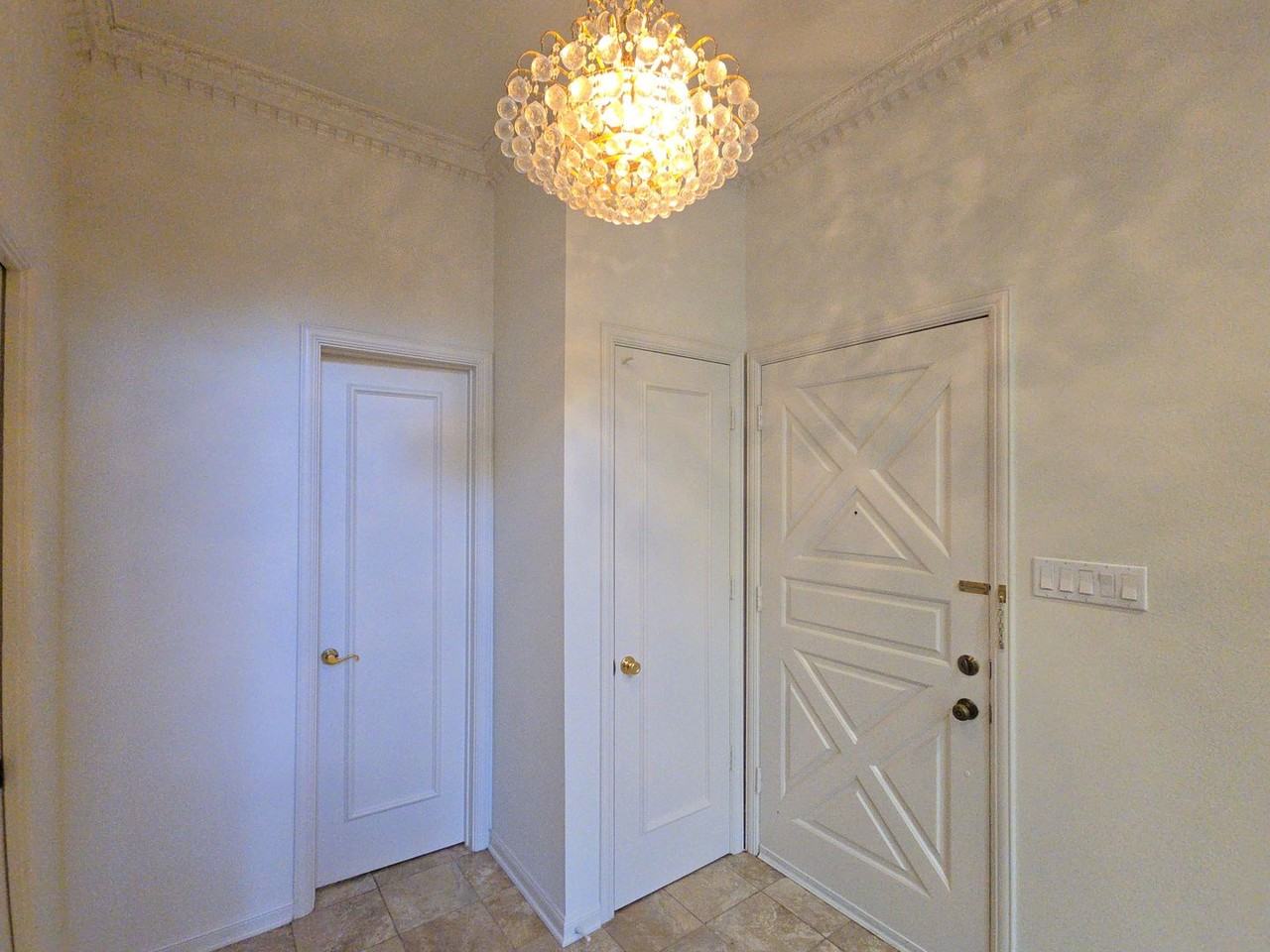 9731 Briar Forest Dr - Photo 3 of 32