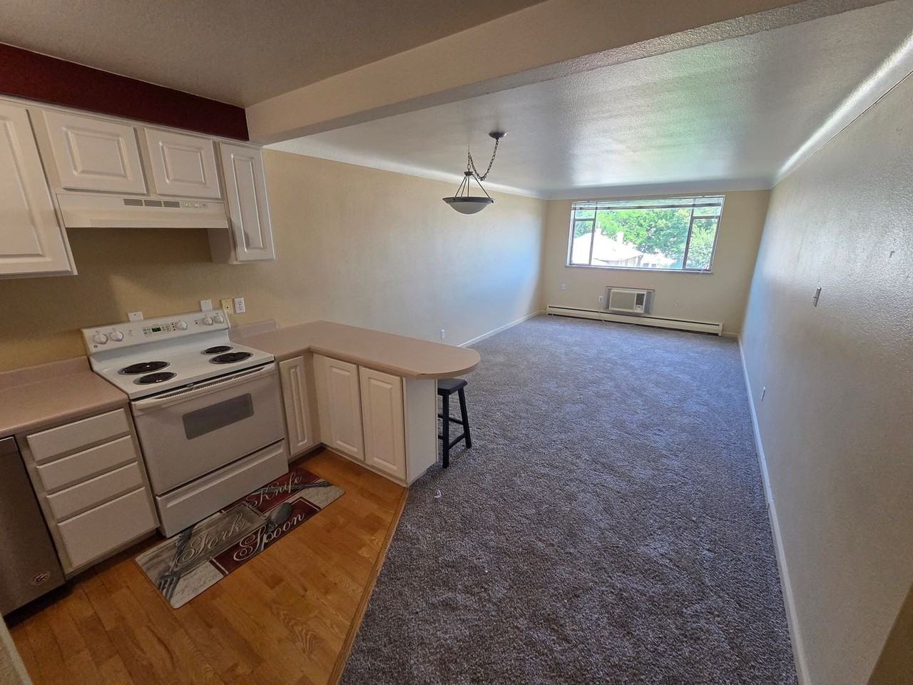 2295 E Asbury Ave - Photo 4 of 31