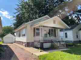 featured image of 2031 N 8th St