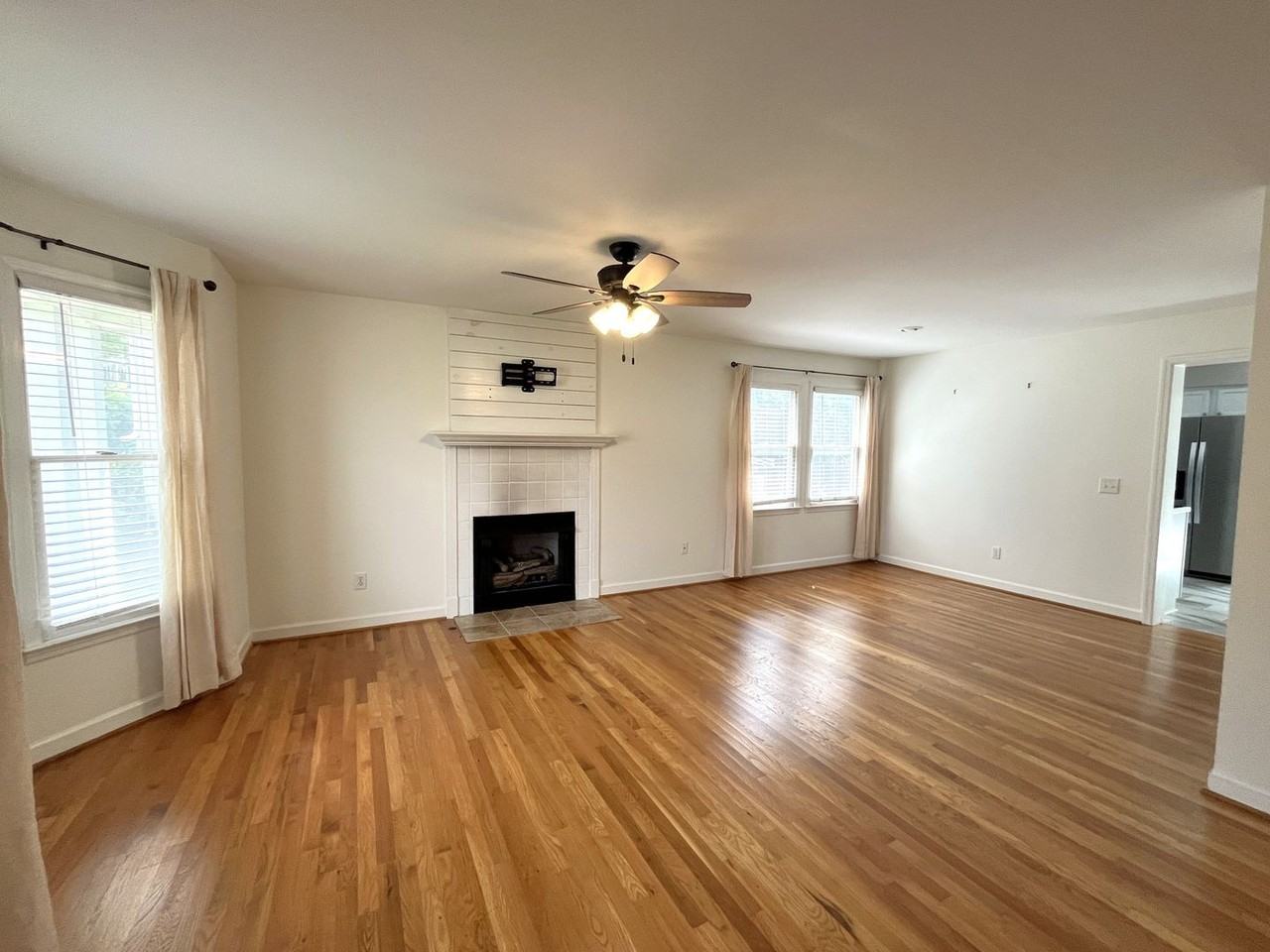 229A Orlando Ave - Photo 4 of 20