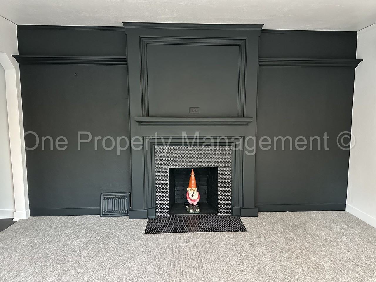 902 E 31st St - Photo 6 of 33