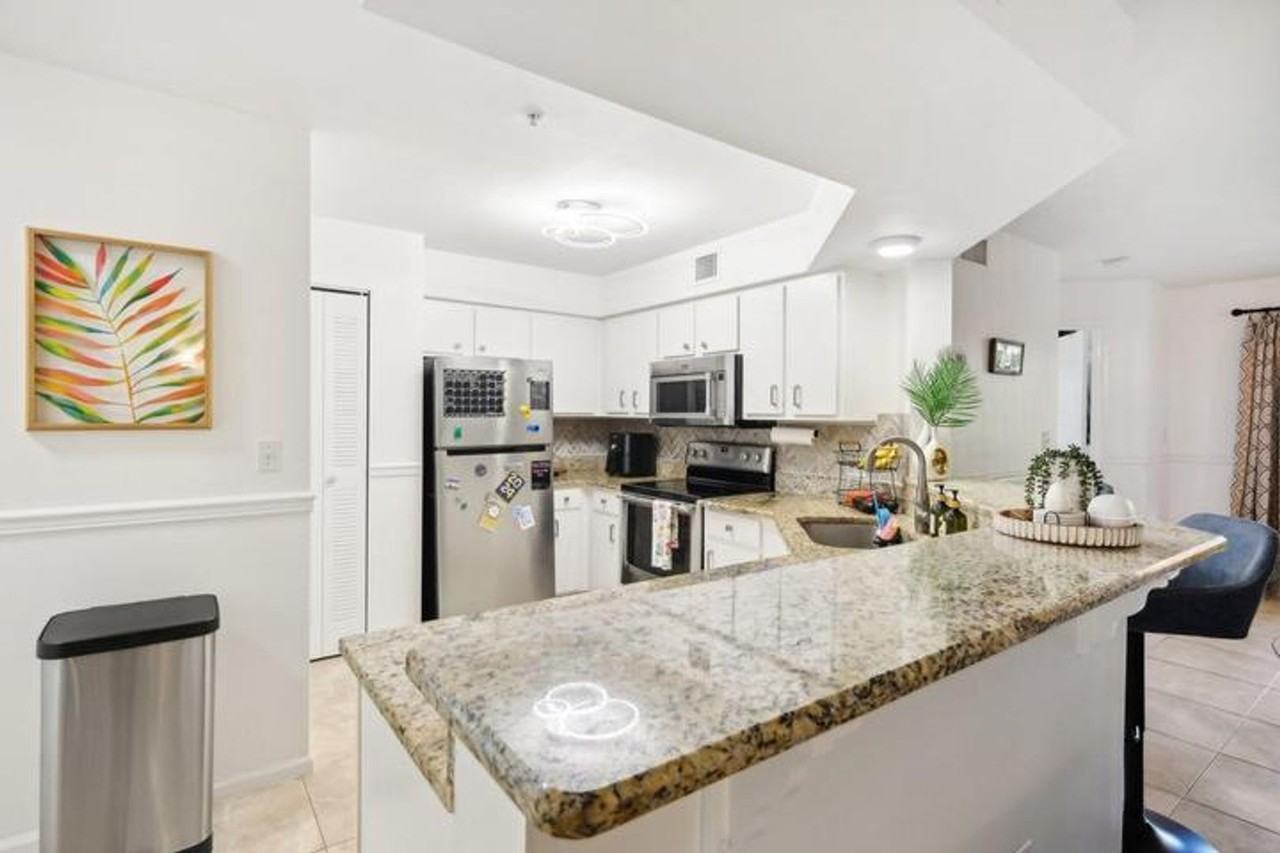300 Scotia Dr