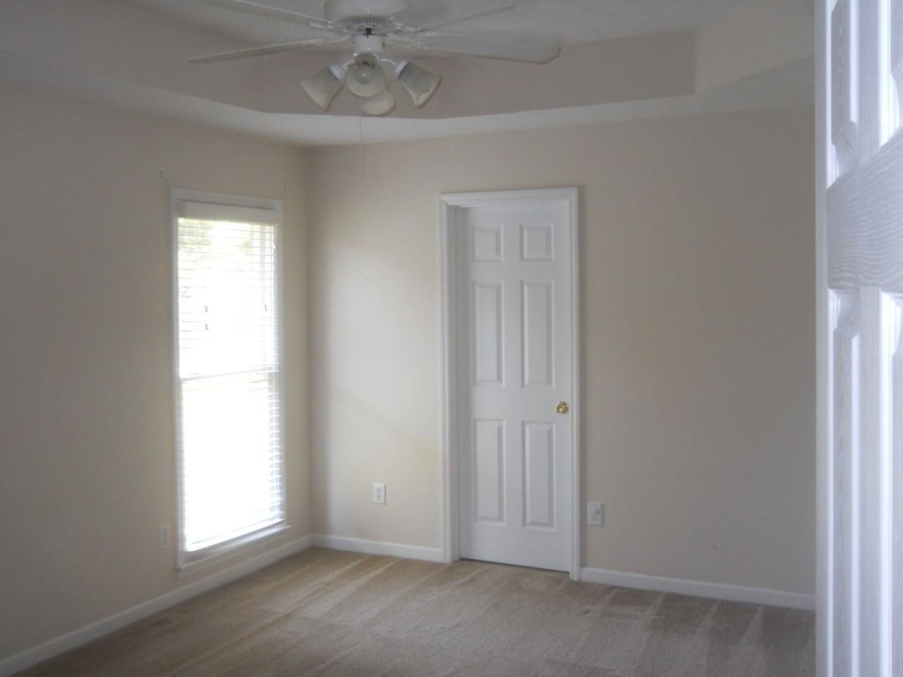 2990 Slippery Rock Ct - Photo 2 of 6