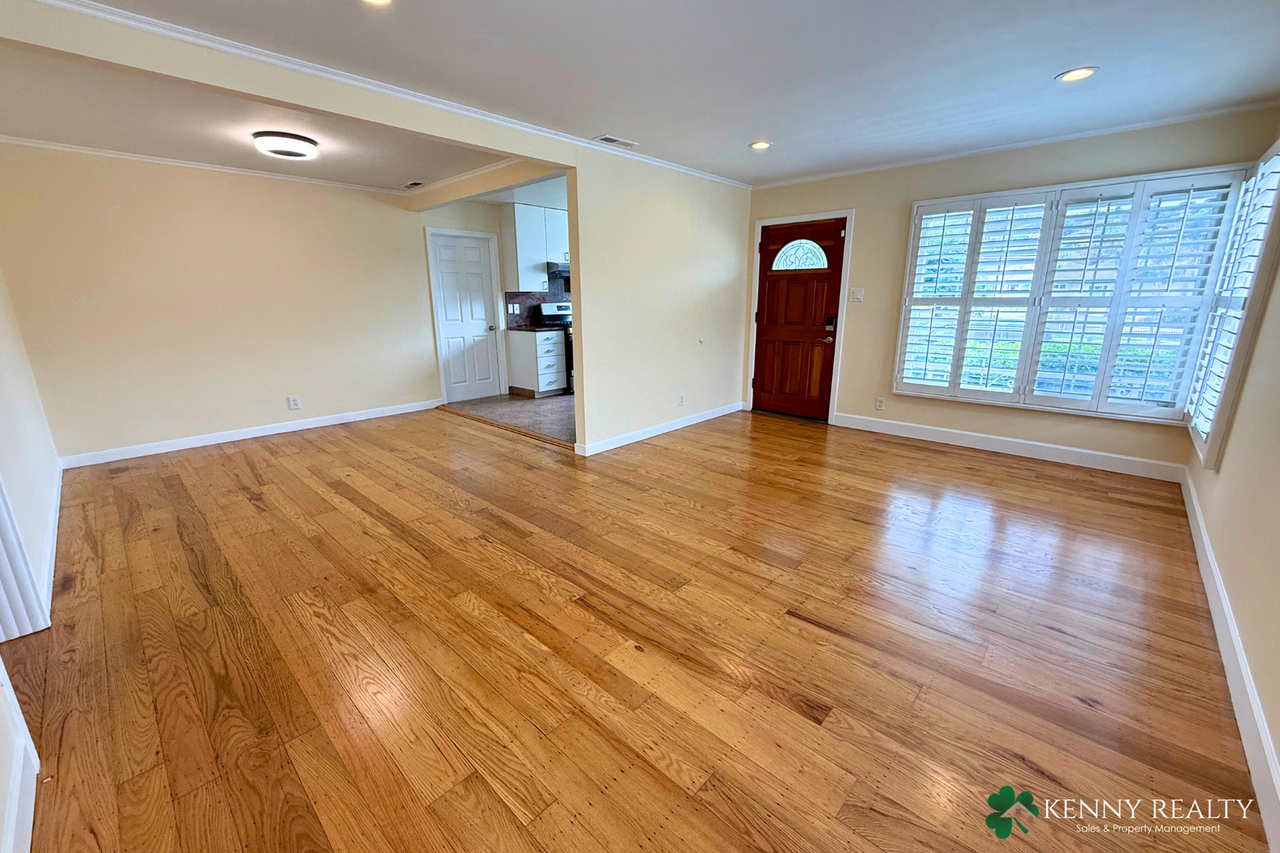 136 Rosewood Way - Photo 5 of 33