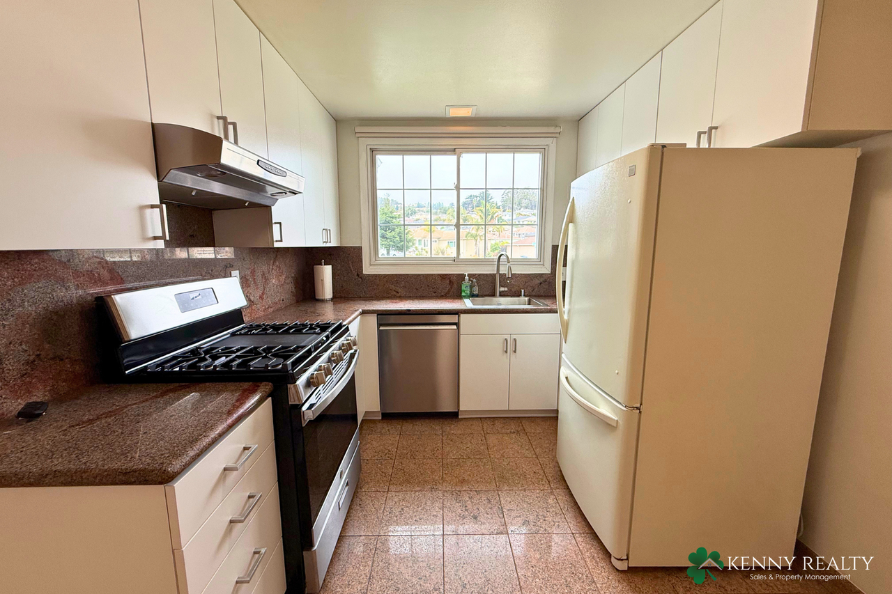 136 Rosewood Way - Photo 6 of 33