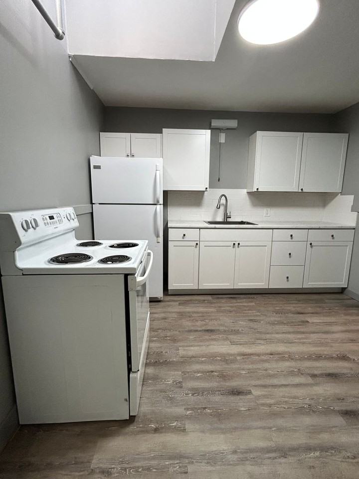 1510 9th Ave - Photo 6 of 15