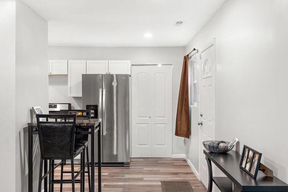 4138 W 20th Ave - Photo 7 of 15