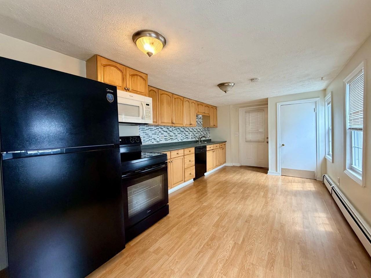 87 High St - Photo 4 of 13