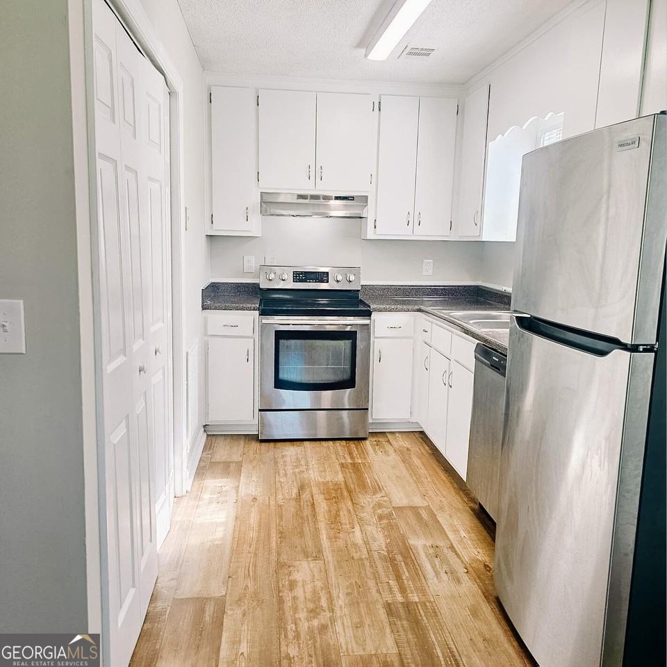 3454 Wilmington Dr - Photo 3 of 6