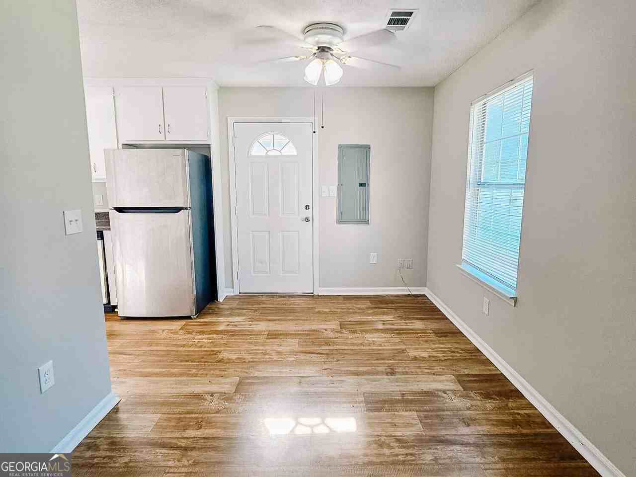 3454 Wilmington Dr - Photo 4 of 6