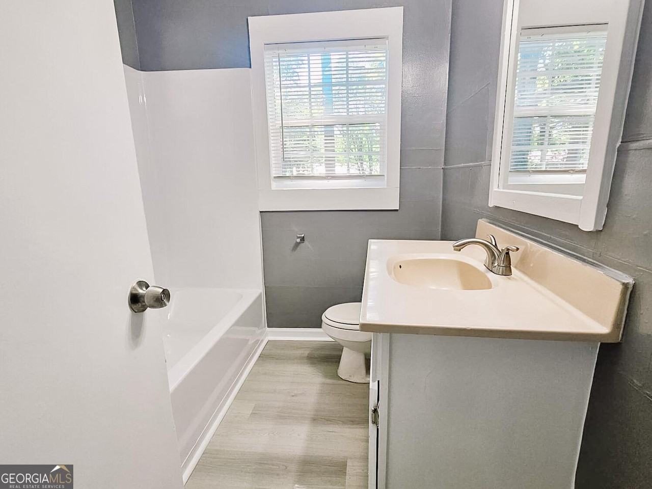 421 North Ave - Photo 5 of 8