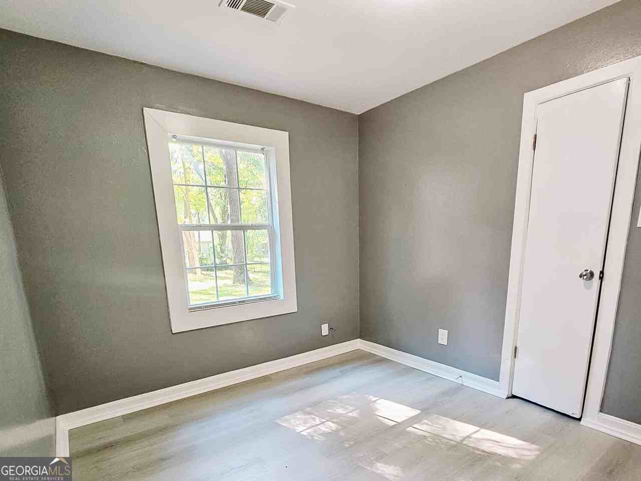 421 North Ave - Photo 6 of 8