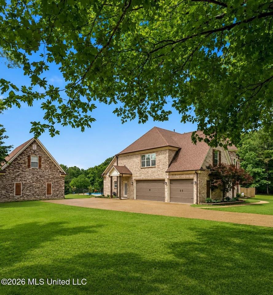 11413 Miller Rd - Photo 2 of 18