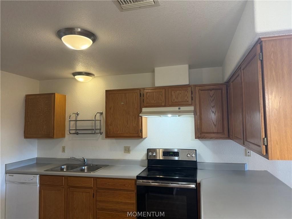 3551 N Verdugo Rd - Photo 3 of 7