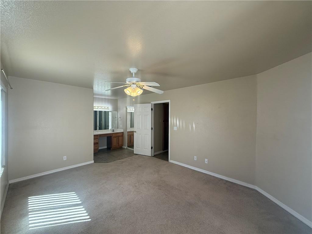 3674 N Willow Rd - Photo 7 of 9