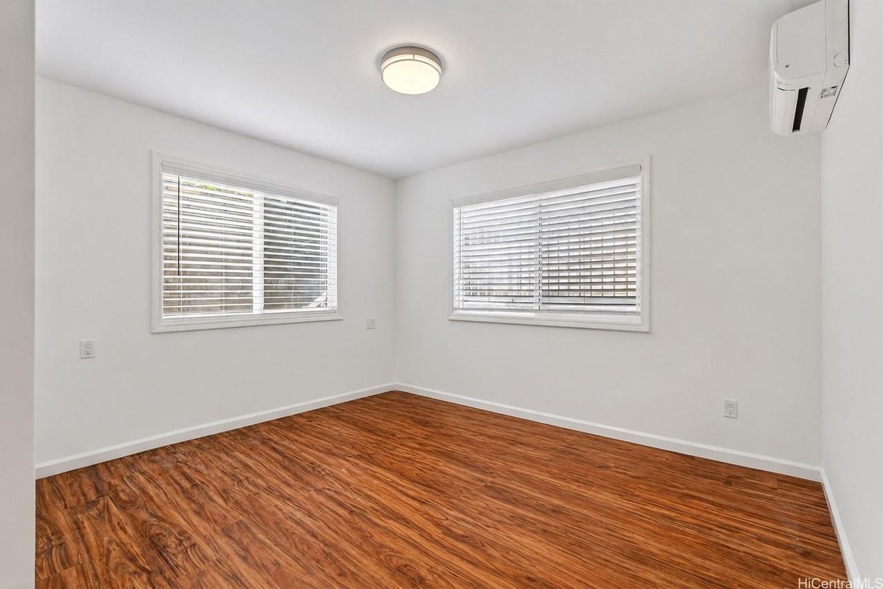 1184 Palekaiko St #B2 - Photo 6 of 10