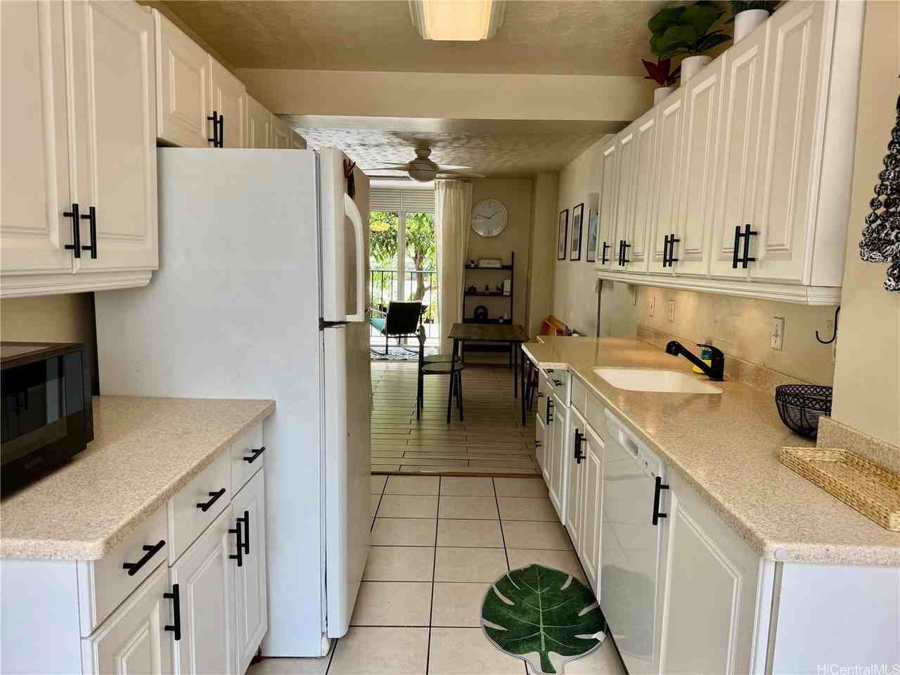 2355 Ala Wai Blvd #401 - Photo 3 of 24