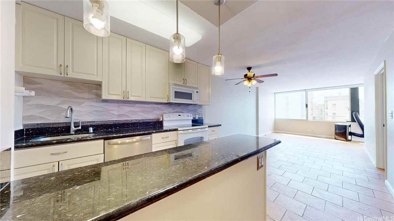 435 Seaside Ave #1205 - Photo 6 of 25